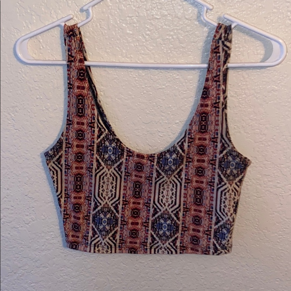 Crop top